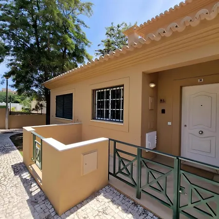 Charming البوفيرا